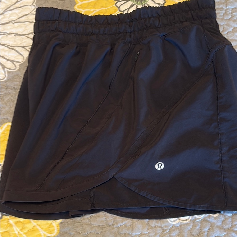 Lululemon EUC Track That Black Athletic Shorts size 12
